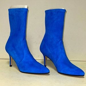 NWT STUART WEITZMAN BOOTS 💙IN SKY BLUE SUEDE